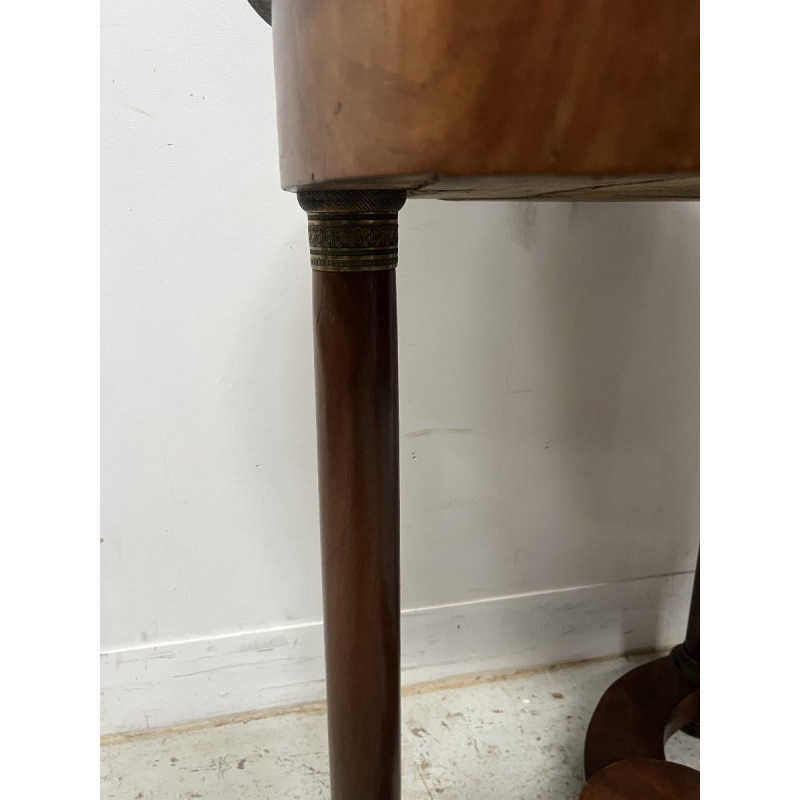 Guéridon rond de style Empire en acajou et placage XX siècle