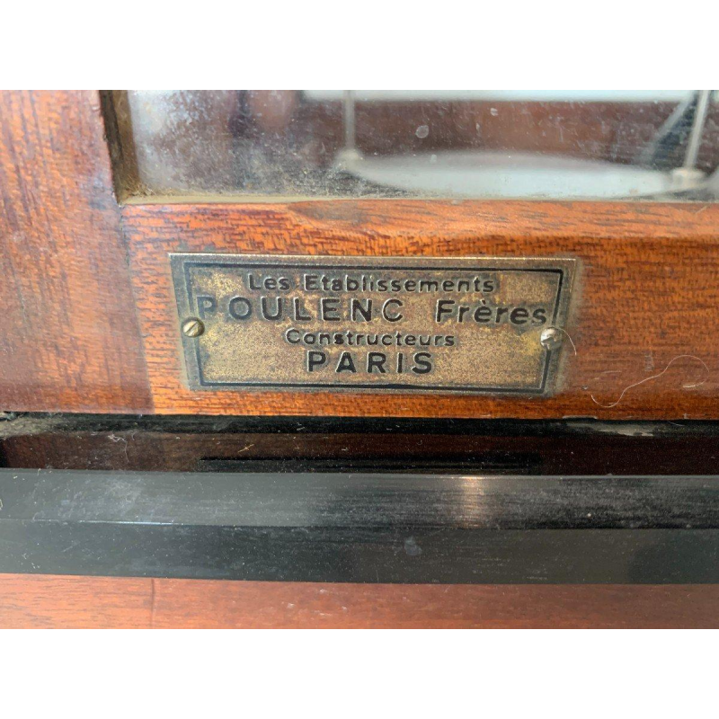 Mahogany glass-fronted balance scale, Maison Poulenc Frères in Paris, 20th century