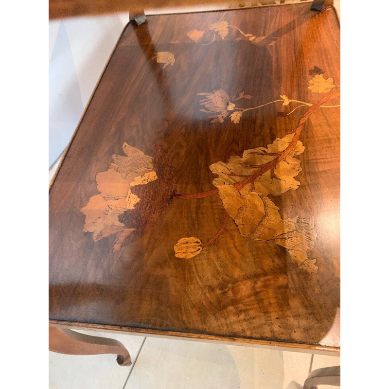 Nancy School, Art Nouveau sokkeltafel met twee planken van marqueterie versierd met bloemmotieven, begin 20e eeuw