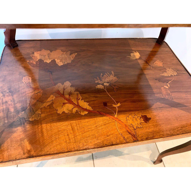 Nancy School, Art Nouveau pedestal table with two marquetry shelves decorated with floral motifs, early 20th century
