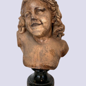 Rousseau Théophile, buste d’une jeune fille en terre cuite, XXᵉ siècle