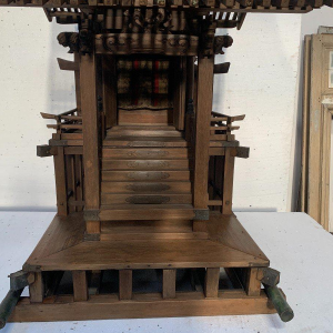Maquette monumentale, Temple japonais en bois, architecture shinto chamaniste, XXᵉ siècle