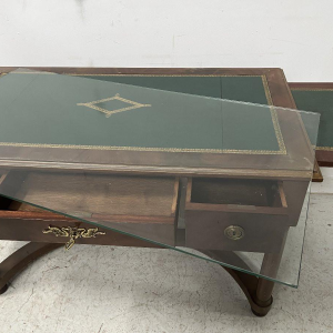 Bureau in Empire-stijl van mahoniehout en fineer, 20e eeuw.