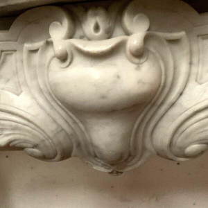 Open haard in Regency-stijl van wit Carrara-marmer, 19e eeuw.