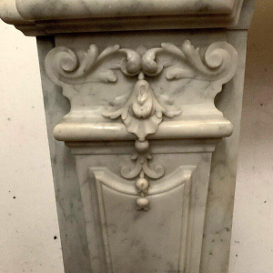 Open haard in Regency-stijl van wit Carrara-marmer, 19e eeuw.