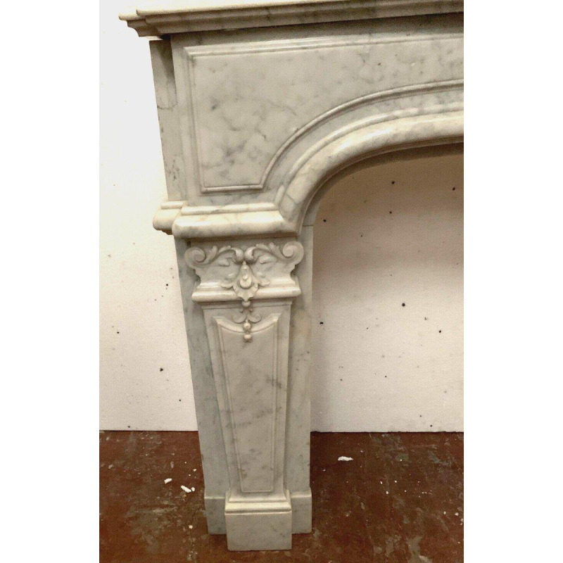 Open haard in Regency-stijl van wit Carrara-marmer, 19e eeuw.