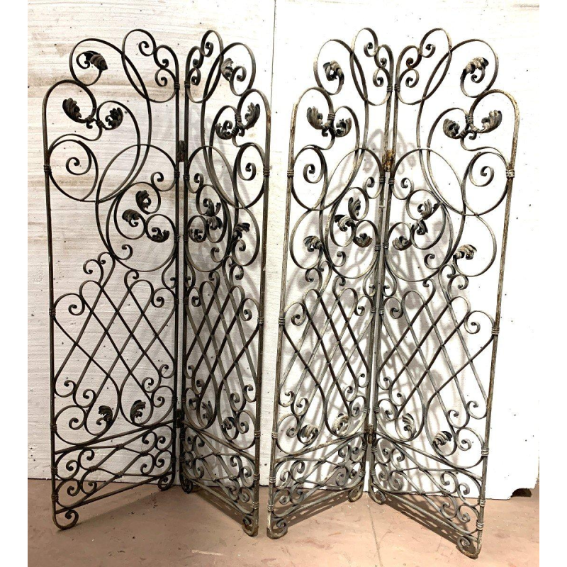 Wrought iron four-leaf partition or screen, 20th century