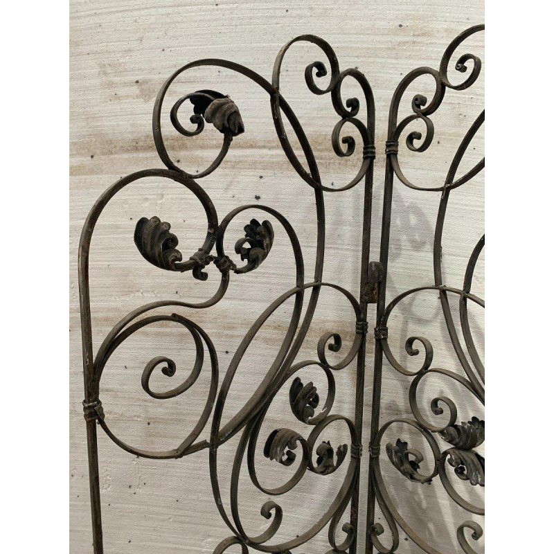 Wrought iron four-leaf partition or screen, 20th century