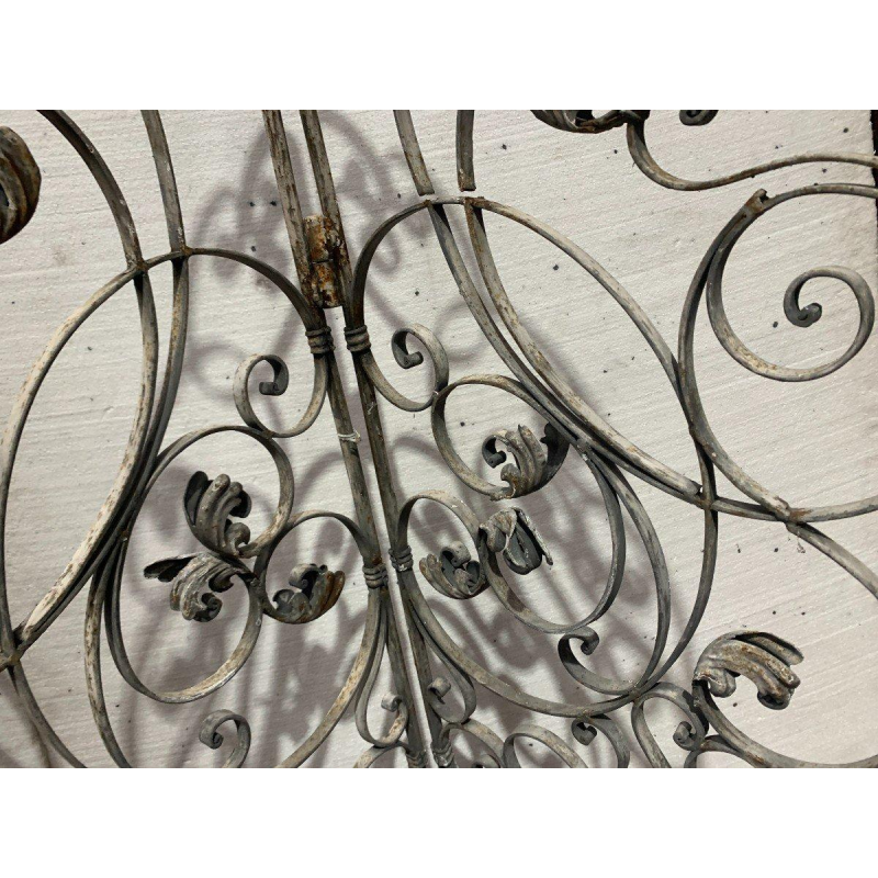 Wrought iron four-leaf partition or screen, 20th century