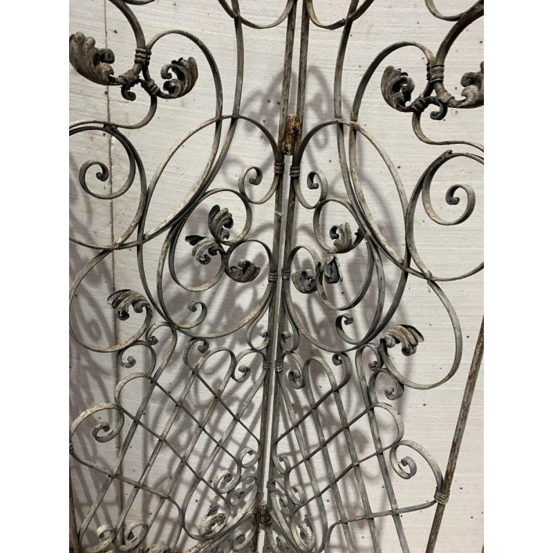 Wrought iron four-leaf partition or screen, 20th century