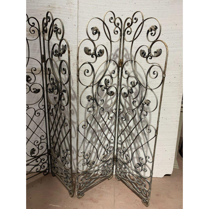 Wrought iron four-leaf partition or screen, 20th century