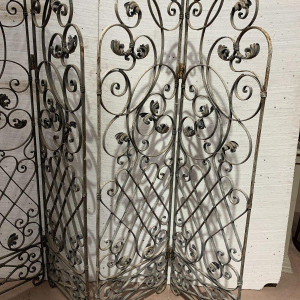 Wrought iron four-leaf partition or screen, 20th century