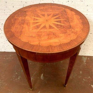 Lodewijk XVI-stijl sokkeltafel, marqueterie van palissanderhout en palissander, 20e eeuw