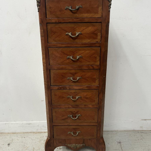 Semainier de style Louis XV en placage de bois de rose XX siècle