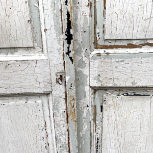 Double closet doors in solid fir, 20th century