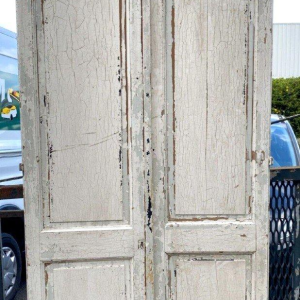 Double portes de placard en sapin massif, XX siècle