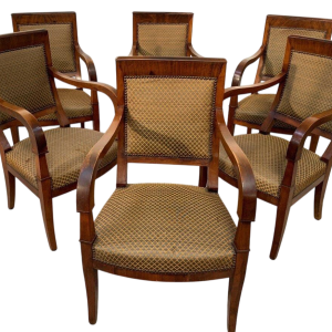 Suite de six fauteuils de style Restauration en acajou, XIX siècle