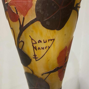 DAUM Large vase - Nancy - Cross of Lorraine Aux Capucines - Circa 1905