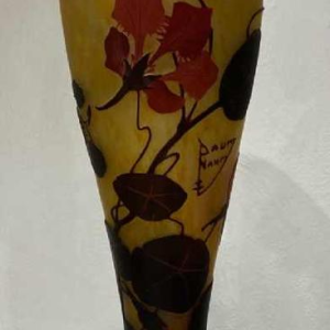 DAUM Grote vaas - Nancy - Kruis van Lotharingen Aux Capucines - Circa 1905