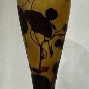DAUM Large vase - Nancy - Cross of Lorraine Aux Capucines - Circa 1905