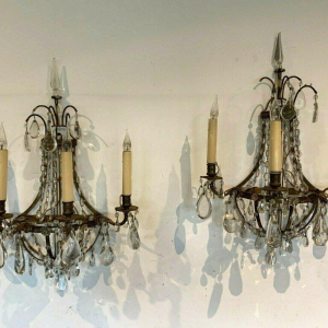 Pair of basket-shaped wall sconces, in bronze and with crystal drops, 20th century