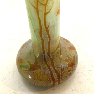Vase soliflore en pâte de verre, décor d’oiseaux et de paysage, XX siècle