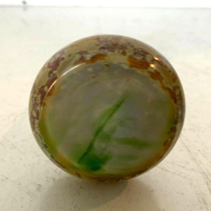 Soliflore vaas van pâte de verre, versierd met vogels en een landschap, 20e eeuw.