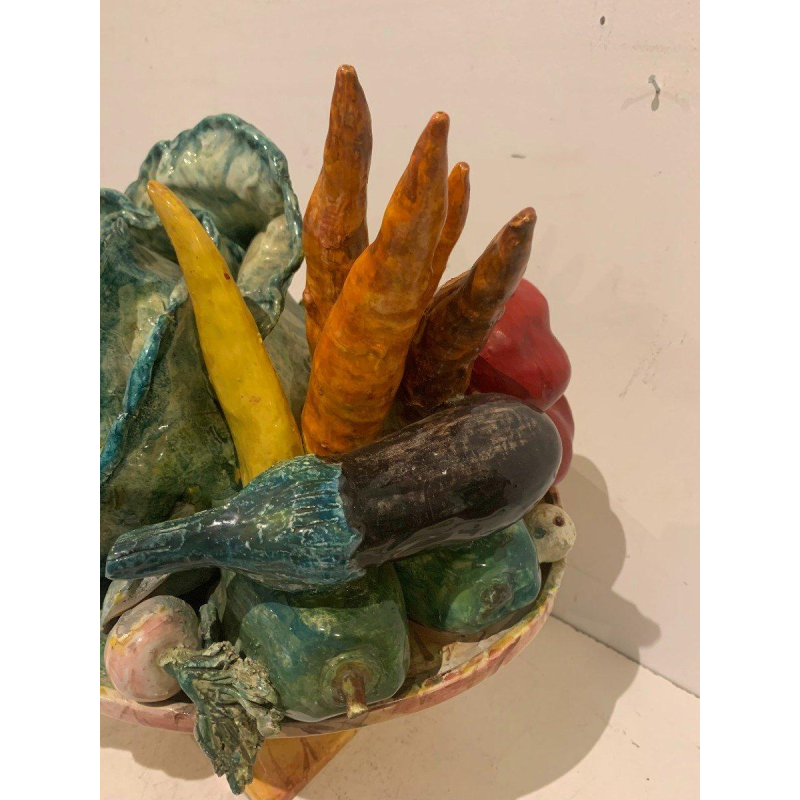 Trompe-l'œil kom, marmeren schaal met fruit en groenten, slipware, 20e eeuw