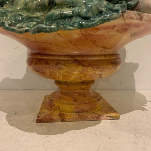 Trompe-l'œil kom, marmeren schaal met fruit en groenten, slipware, 20e eeuw