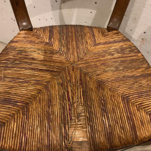 Een paar stoelen uit de Empire-periode, 19e eeuw.