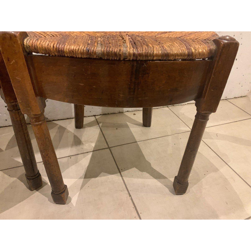 Een paar stoelen uit de Empire-periode, 19e eeuw.