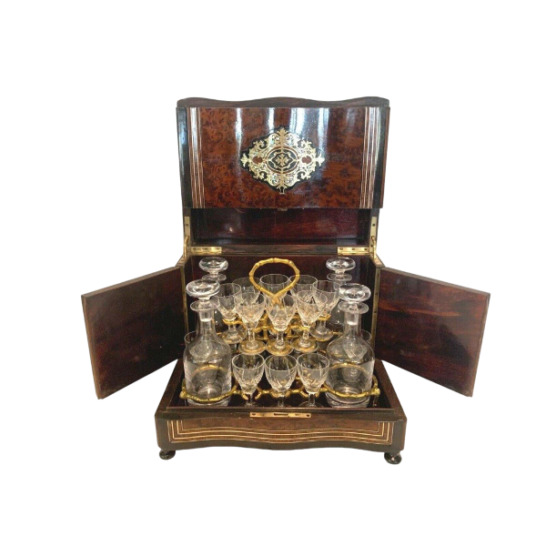 Cave à liqueur complète Boulle, coffret Napoléon III, marqueterie, XIX siècle