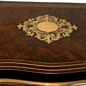 Complete drankkast van Boulle, in Napoleon III-stijl, met marqueterie, 19e eeuw.