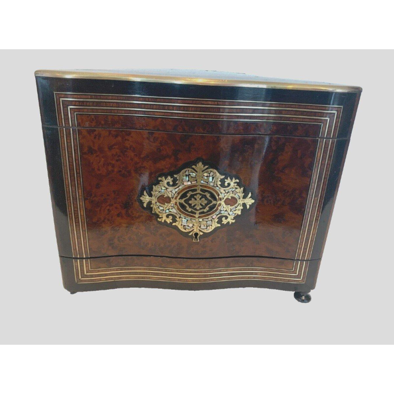 Cave à liqueur complète Boulle, coffret Napoléon III, marqueterie, XIX siècle