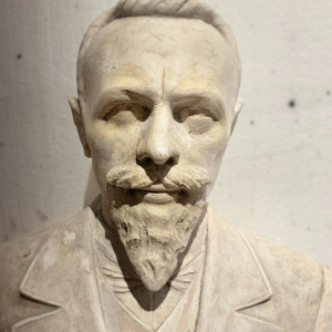 Sculpture "Buste de notable" preuve en plâtre sculpté, XX siècle