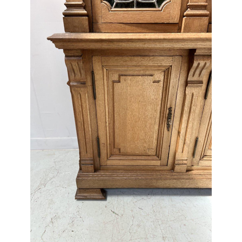 Double-bodied display bookcase in solid oak and stained glass, 20th century