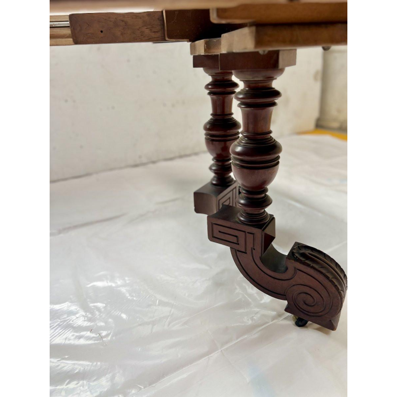 Napoleon III style pedestal table in solid mahogany, central pedestal base & extensions, 19th century