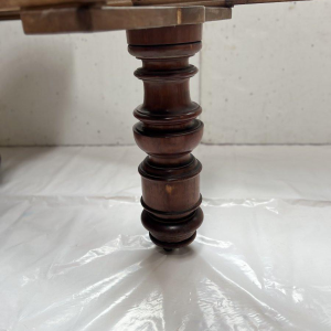 Napoleon III style pedestal table in solid mahogany, central pedestal base & extensions, 19th century