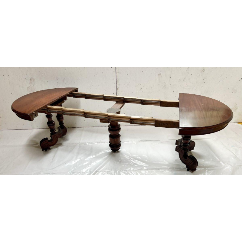 Napoleon III style pedestal table in solid mahogany, central pedestal base & extensions, 19th century