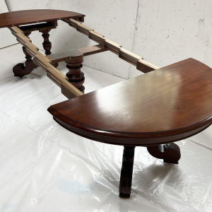 Napoleon III style pedestal table in solid mahogany, central pedestal base & extensions, 19th century
