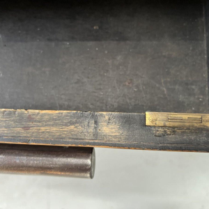 Designbureau gemaakt van buisvormig staal met een houten blad, 20e eeuw