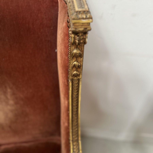 Paire de bergères à oreilles, style Louis XVI, bois doré, début XXᵉ siècle