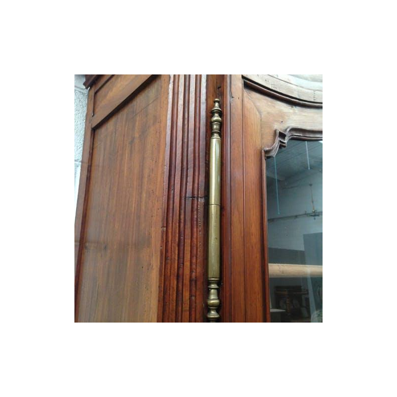Louis XV style display cabinet in solid walnut, 18th century