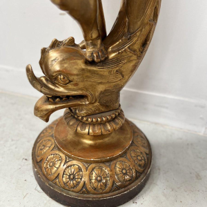 Colonne sellette de présentation en bois sculpté et doré, XIXᵉ siècle