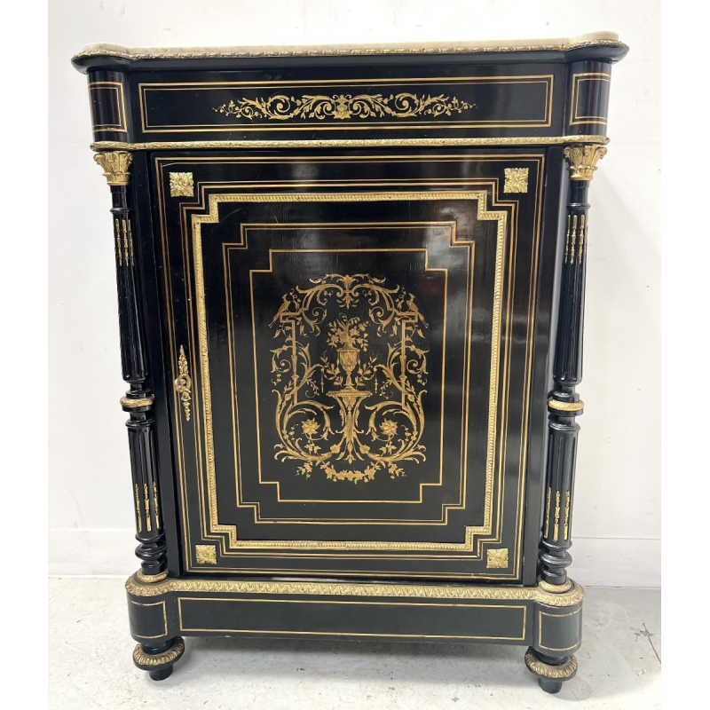 Meuble Napoléon III à une porte, en bois noirci et marqueterie de laiton, XIXᵉ siècle