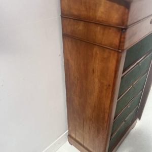 Antiek kartonnen bureau van een notaris, 19e eeuw.