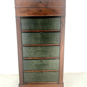 Antiek kartonnen bureau van een notaris, 19e eeuw.