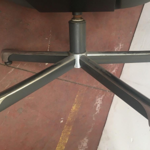 Strafor, paire de fauteuils de direction pivotants, ca 1970–1980