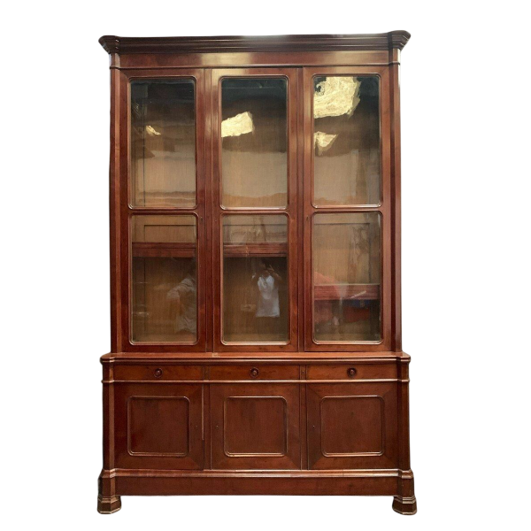 Napoleon III two-part display cabinet, mahogany and veneer, 19th century