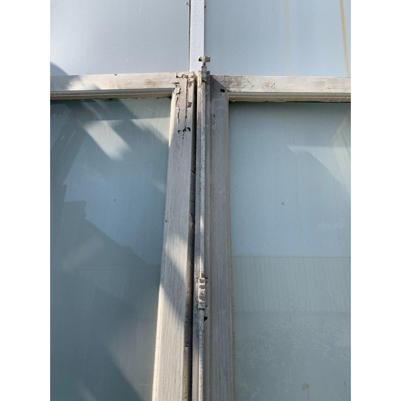 Porte fenêtre à deux vantaux en chêne massif, XXᵉ siècle